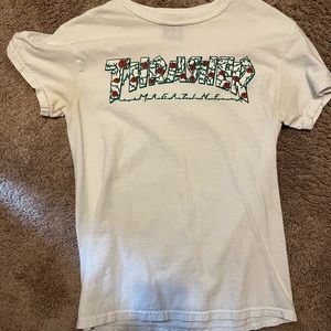 white thrasher T-shirt size: small